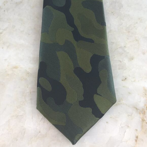 M151 CAMOFLAGE TIE (SLIM) - Picture 1 of 12